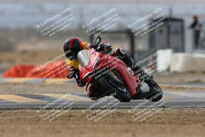 media/Mar-02-2025-Race Pace (Sun) [[8bec80ae00]]/12-Vested (Turn 2) 1111am/